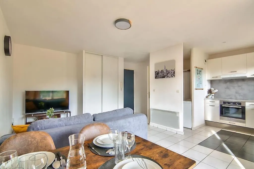 Apartament T2 Calme Et Lumineux A Colomiers Proche Airbus